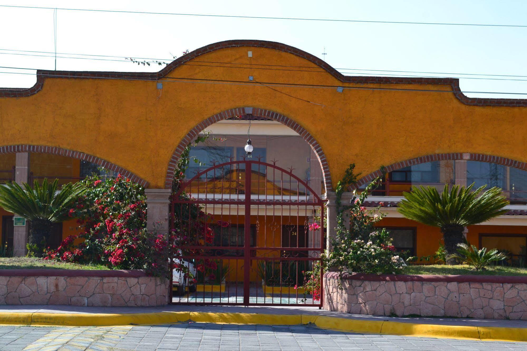 Hotel Teotihuacan San Juan Teotihuacán Buitenkant foto
